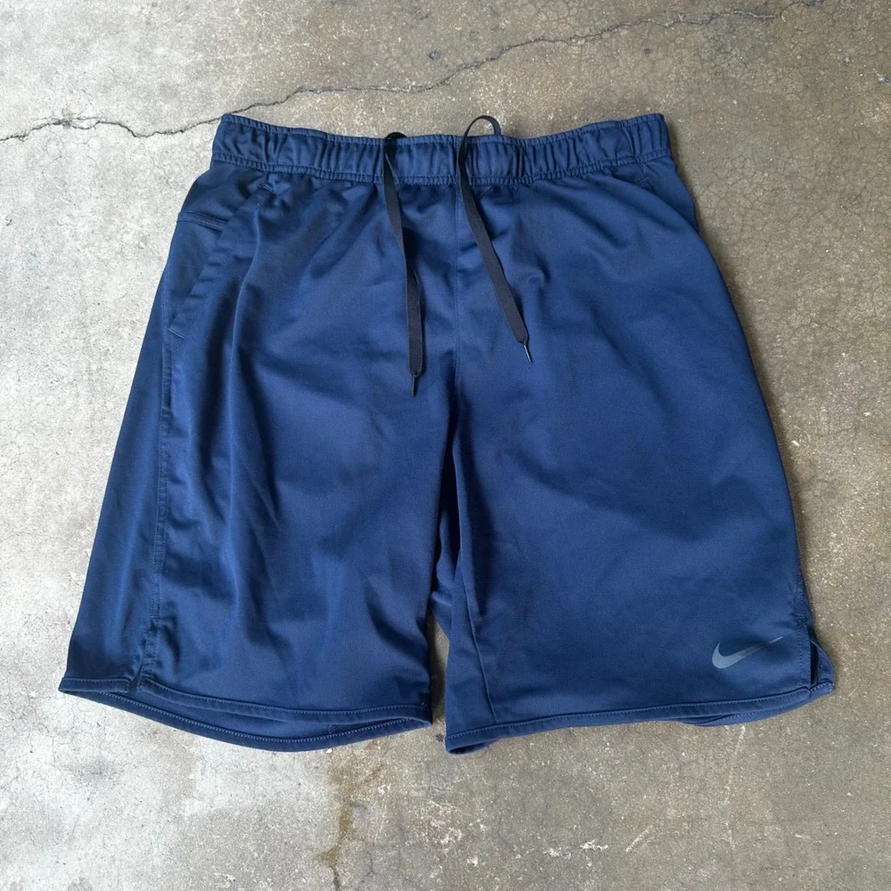 Nike Dri-FIT Shorts Mens Medium Navy Blue Excellent Training Gym Athletic