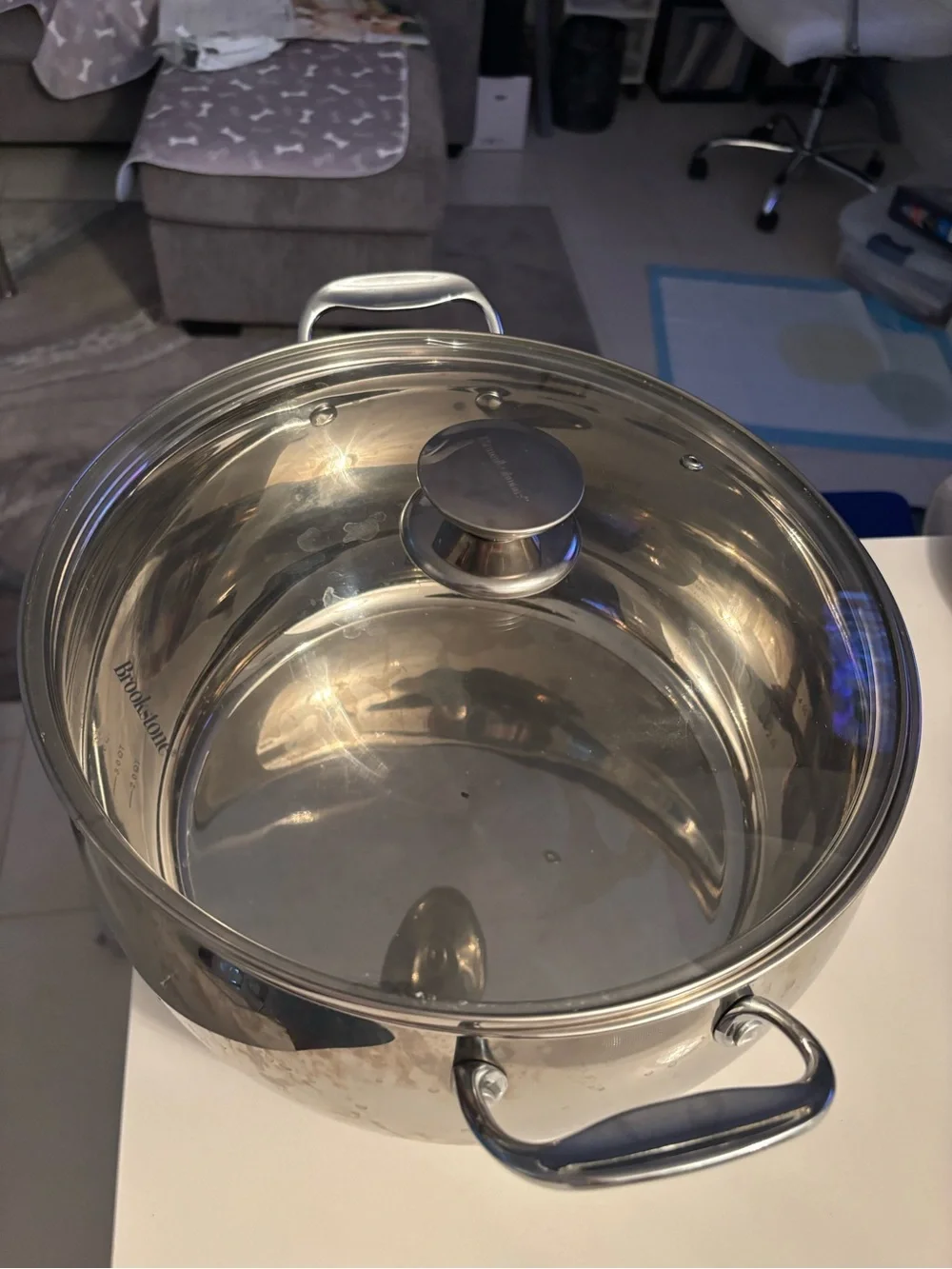 Brookstone lid steel