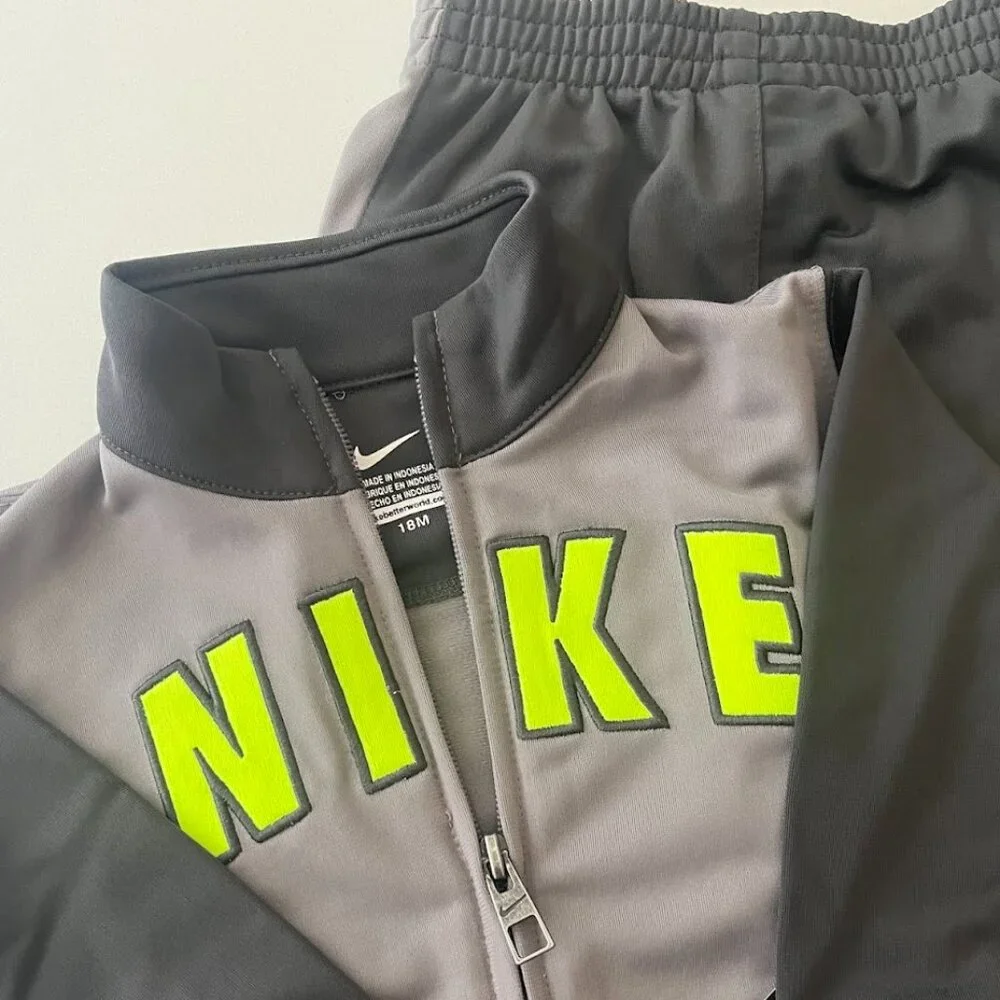 Nike worn sweatsuit never