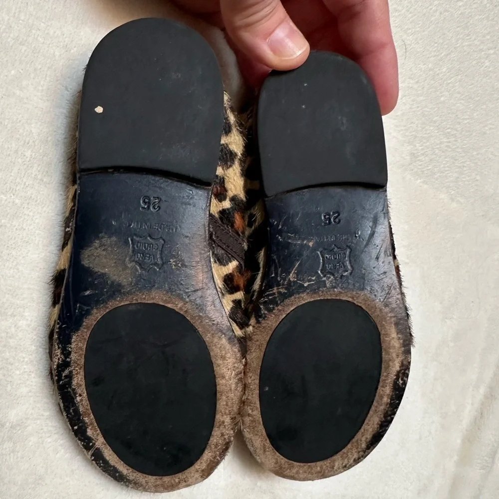 Little Eric these slippers