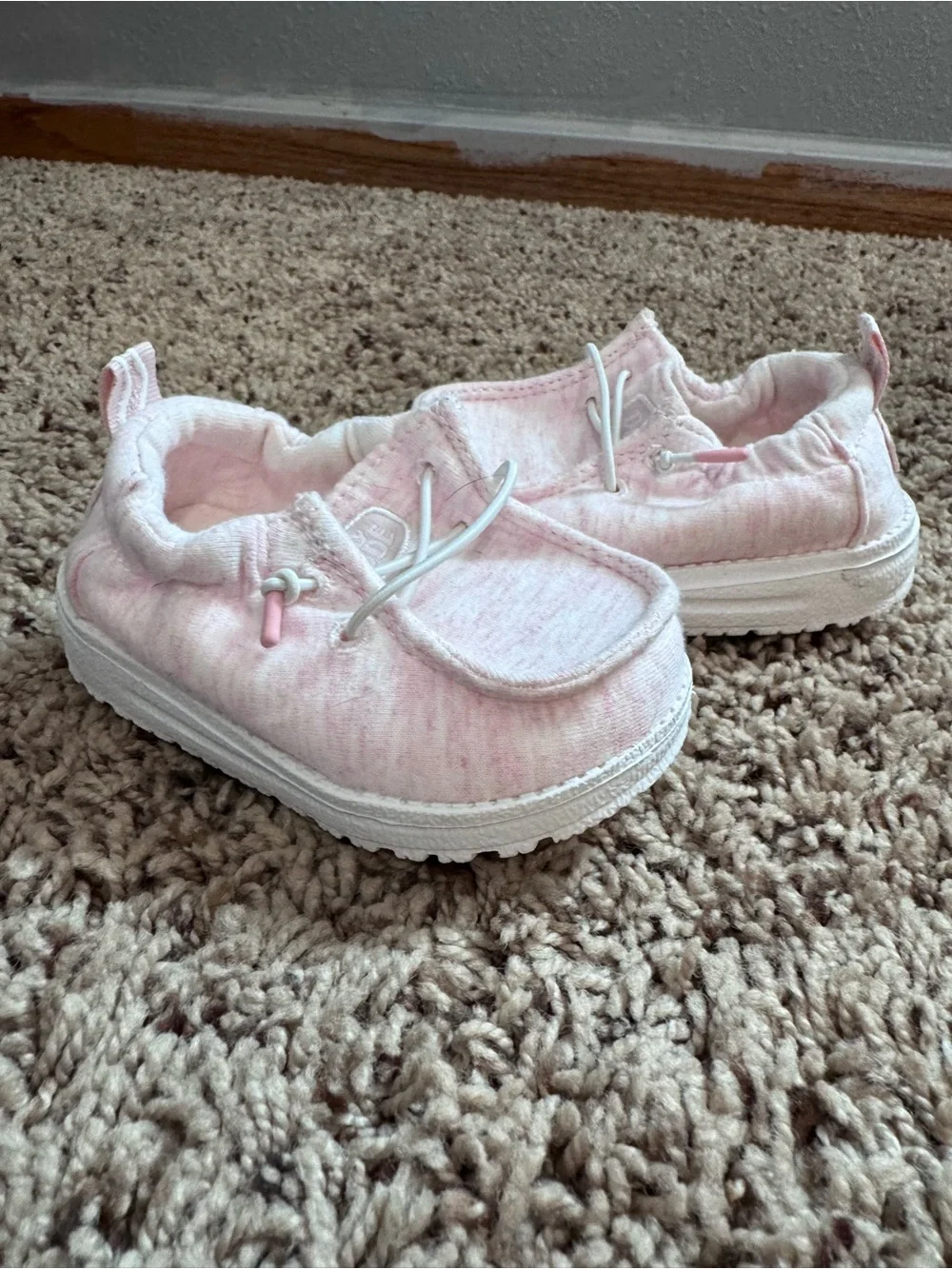 Hey Dude Kids Slip-On Shoes in Pale Pink and White