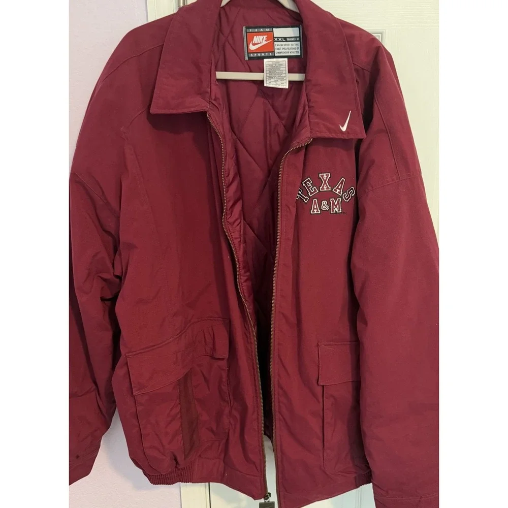 Nike jacket excellent