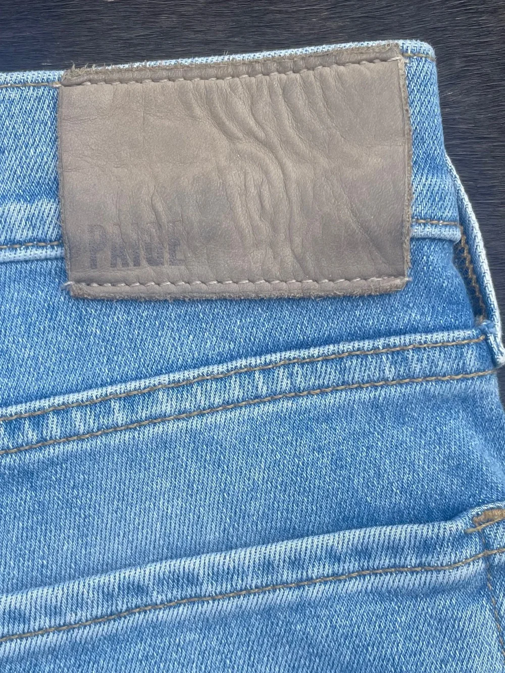 PAIGE excellent preowned