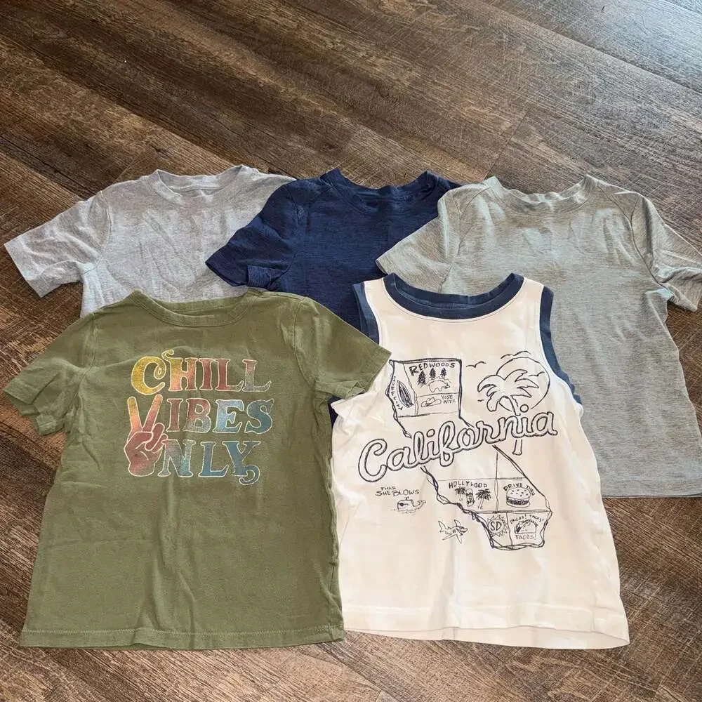 GAP shirts white