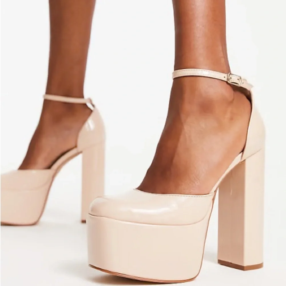 Aldo chic nude