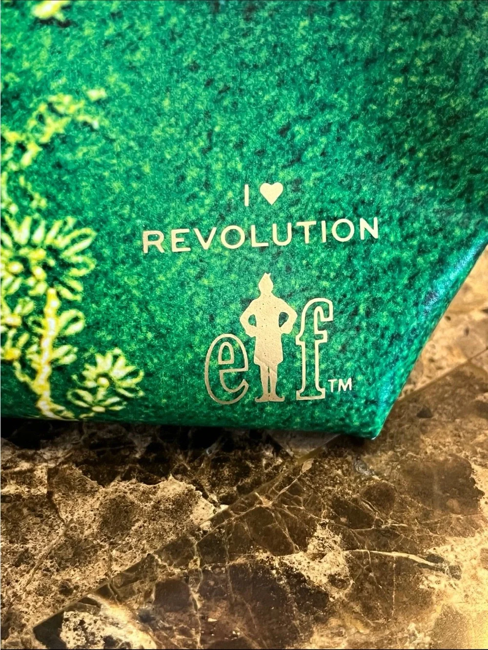 Revolution ❤️ elf