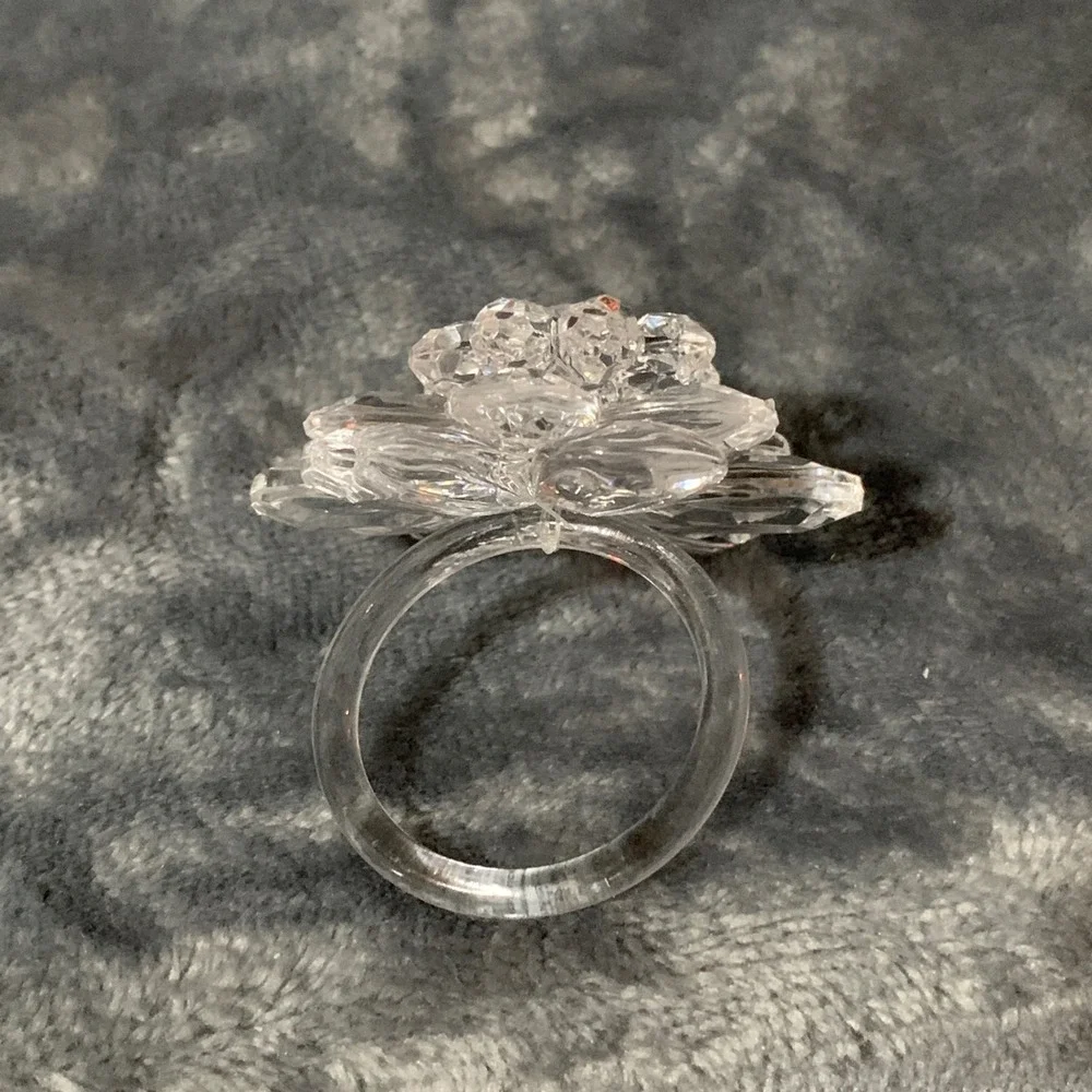 Unbranded one petal