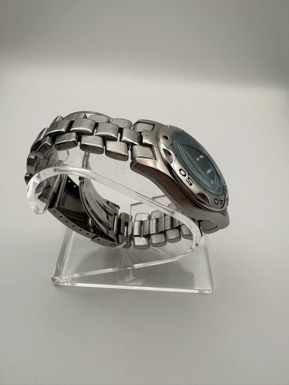 Armitron silver tone