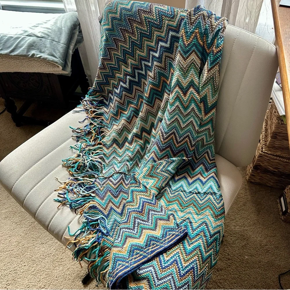 Lalifit Geometric Fringe Knit‎ Throw Blanket in Blue