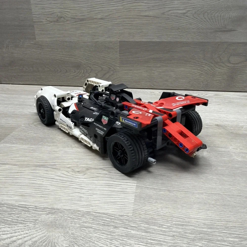 Lego technic 42137