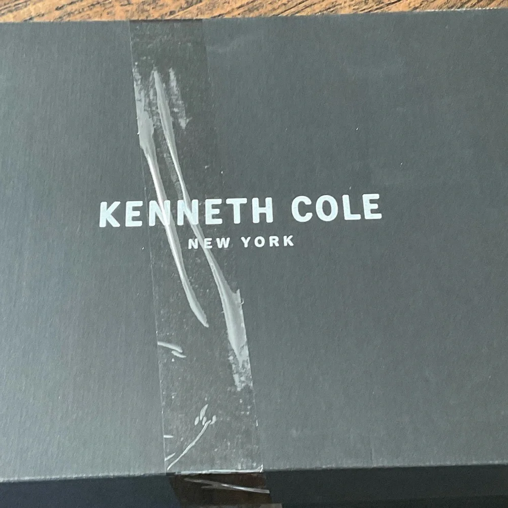 Kenneth Cole chic versatile