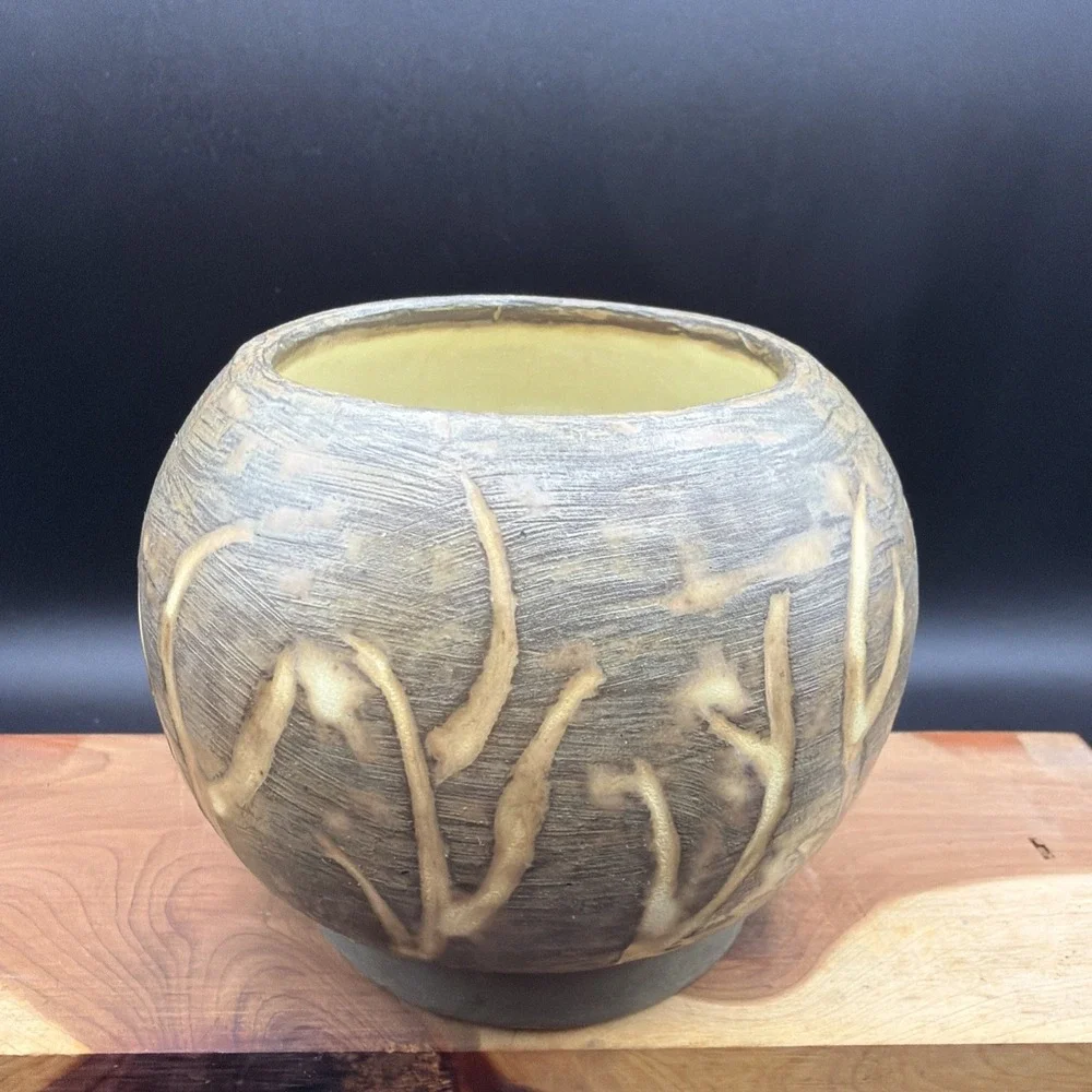 Vintage Handmade Ceramic Footed Vase Pot Natural Design 3.5 Inch Tall Signed