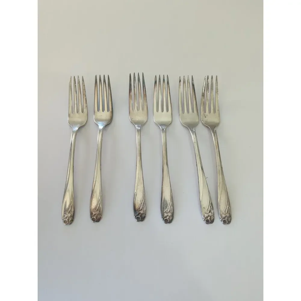 6 International Silverplate 1847‎ Rogers Bros DAFFODIL 7 3/4