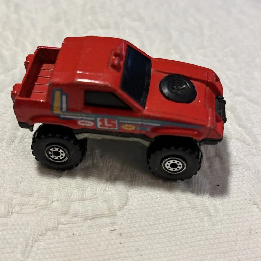 Mattel Hot Wheels Subaru Brat 4x4 Gulch Stepper Bell #15 Red 1984 Malaysia