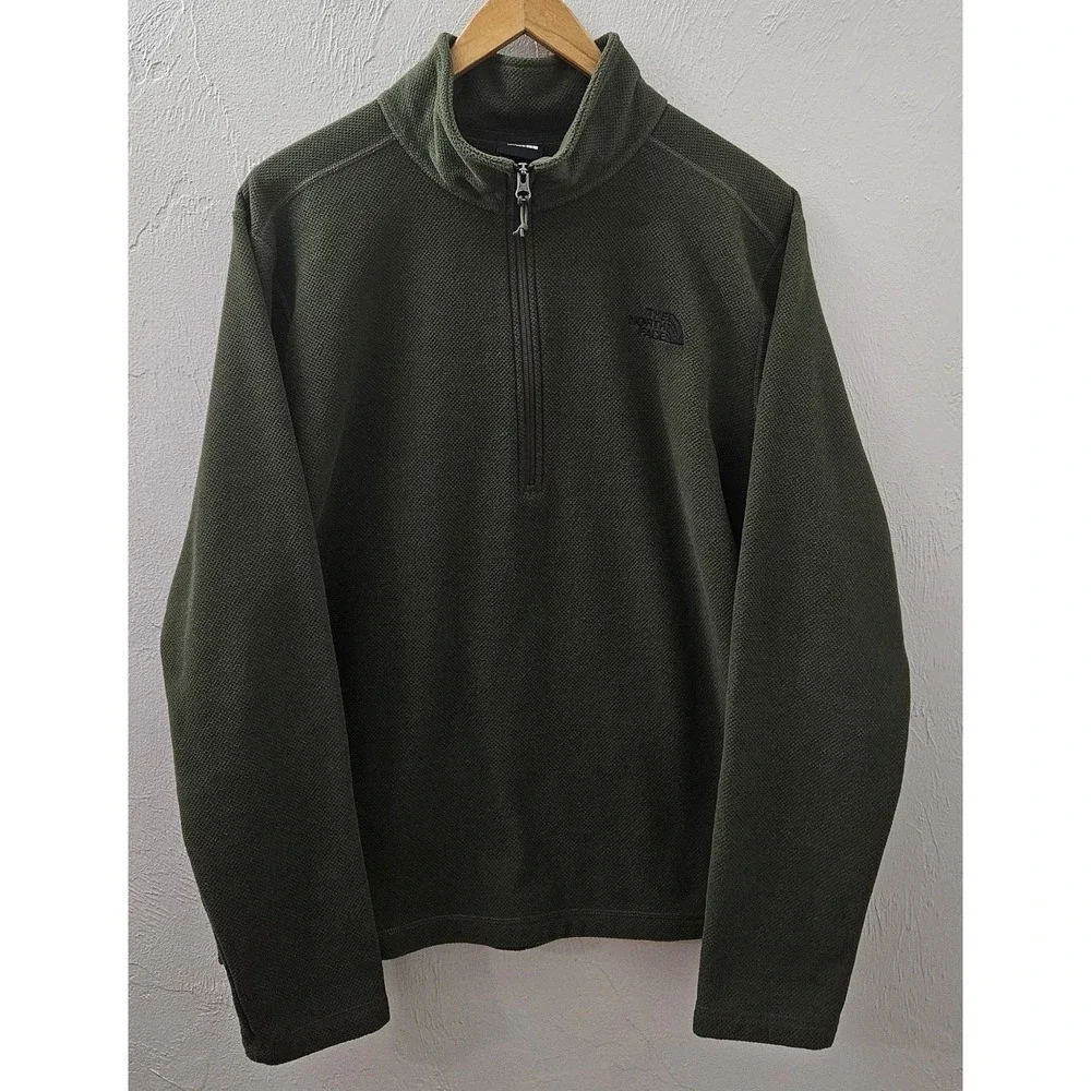 The North Face Men's Dark Green 1/2 Zip Long Sleeve‎ Pullover Men's Size XL