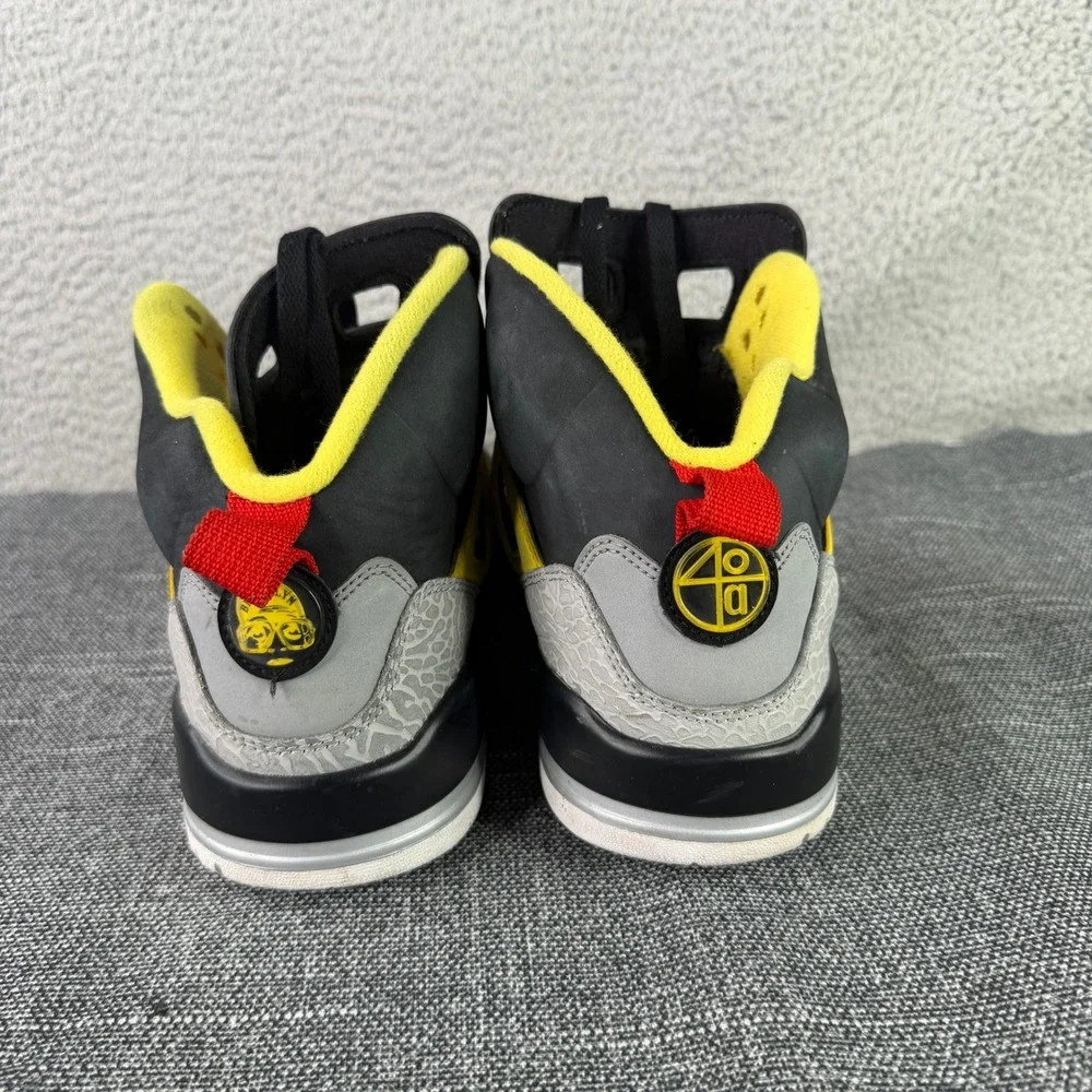 Jordan visible stains