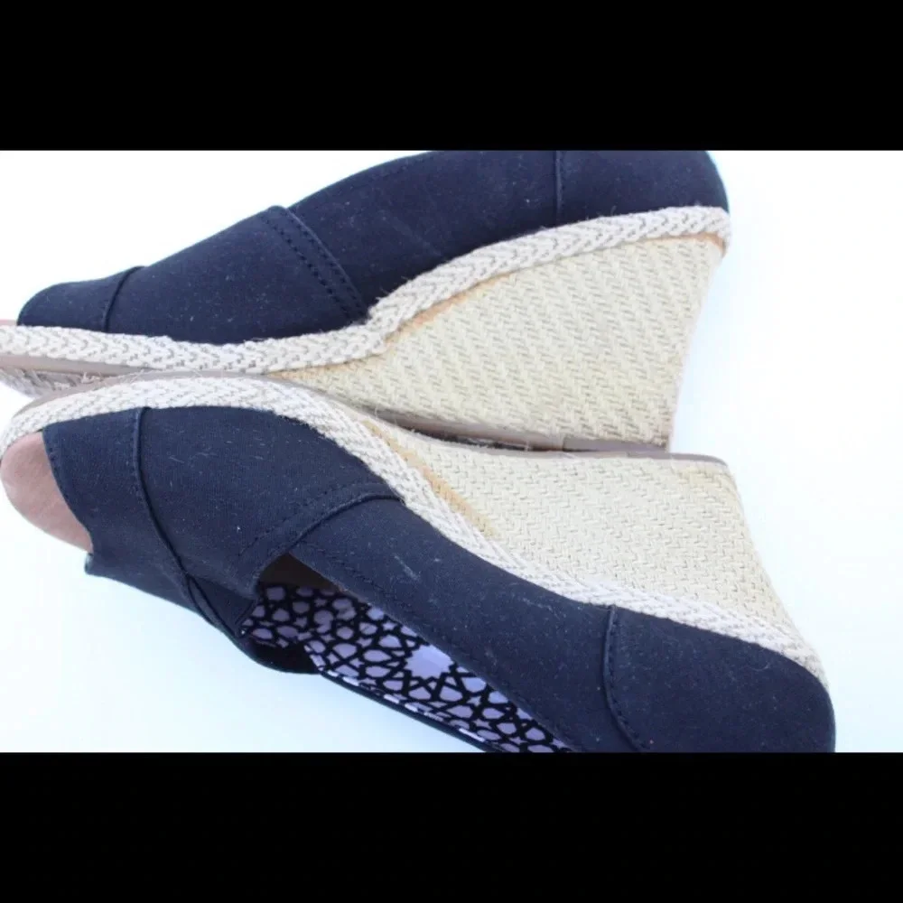 Toms peep toe