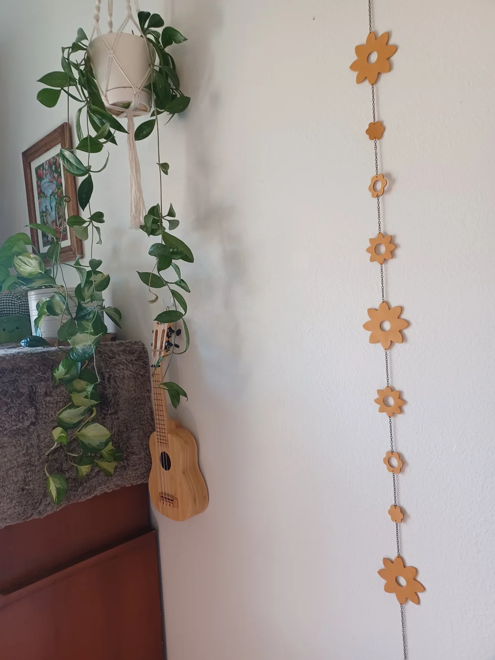 Yellow Clay Daisy Chain Hanging