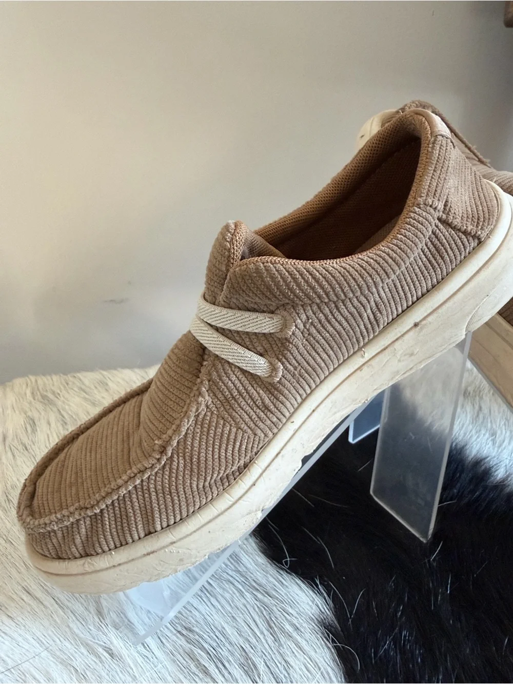 Ariat casual slip