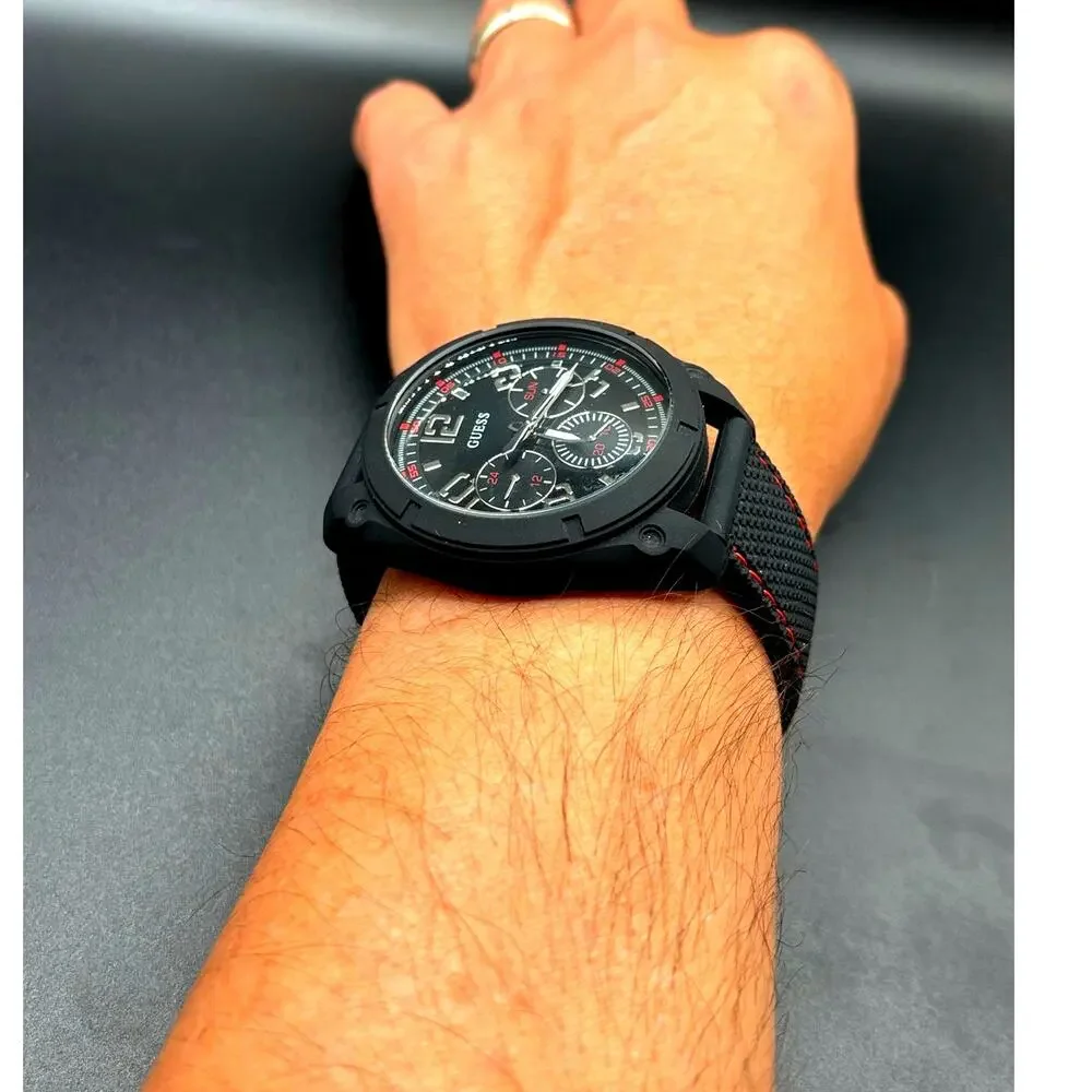 Guess dash w1256g1