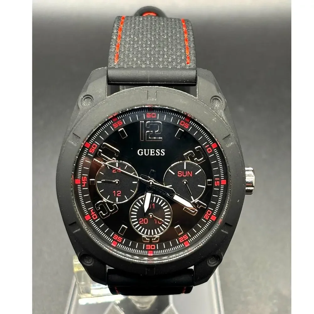 Guess dash w1256g1