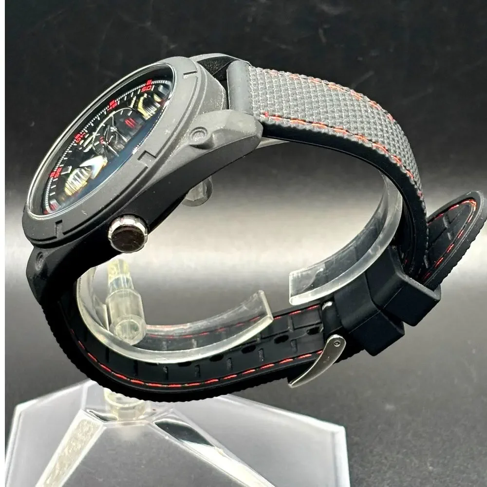 Guess dash w1256g1
