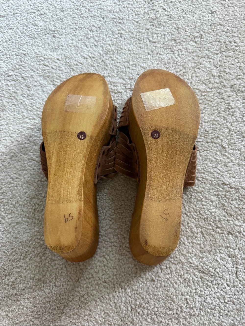 Seychelles women’s slide
