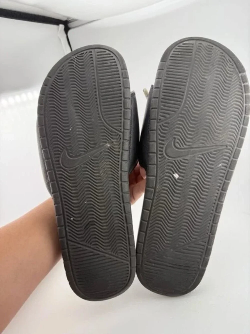 Nike worn benassi