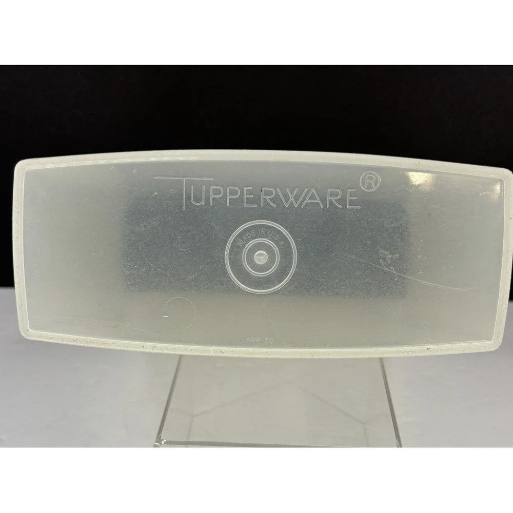 Tupperware vintage cereal