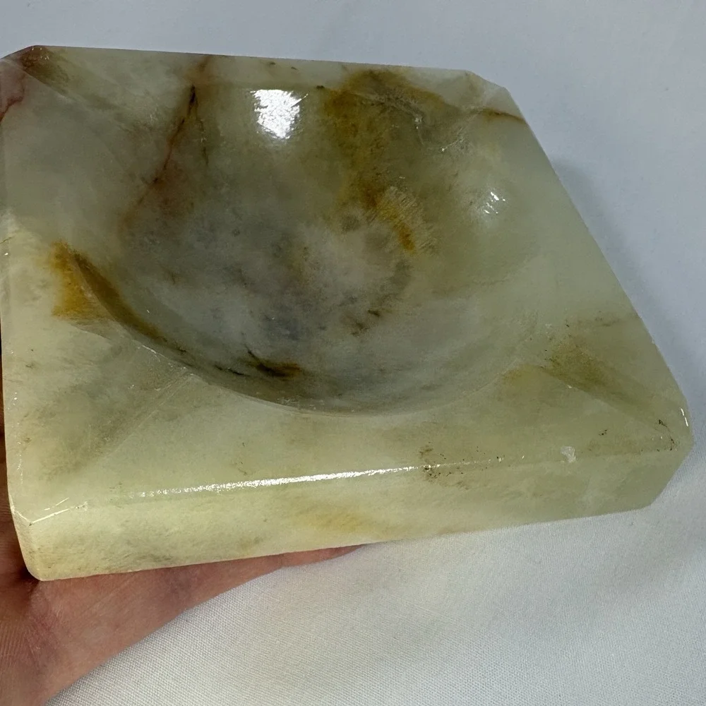 N/A vintage square