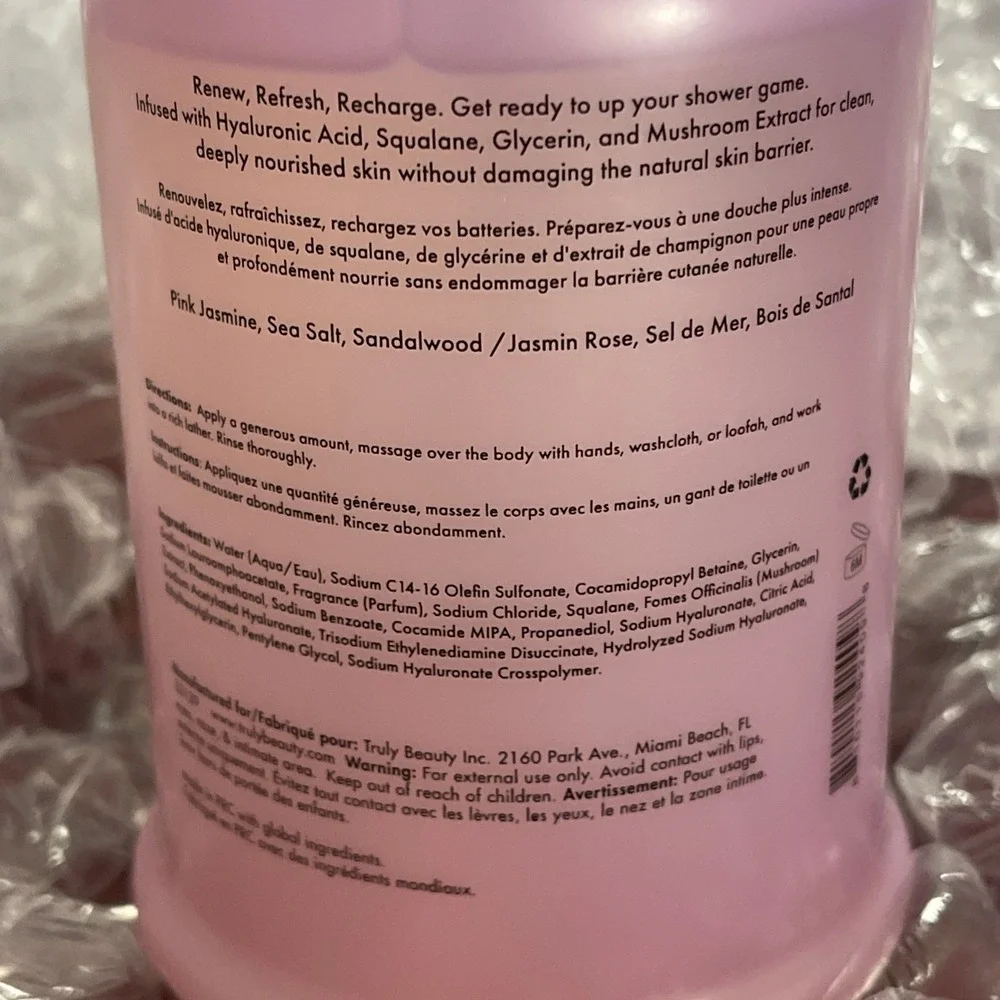 New Truly Smooth Legend Hydra-Renewal Body Wash And Body Lotion 15 oz Each Money