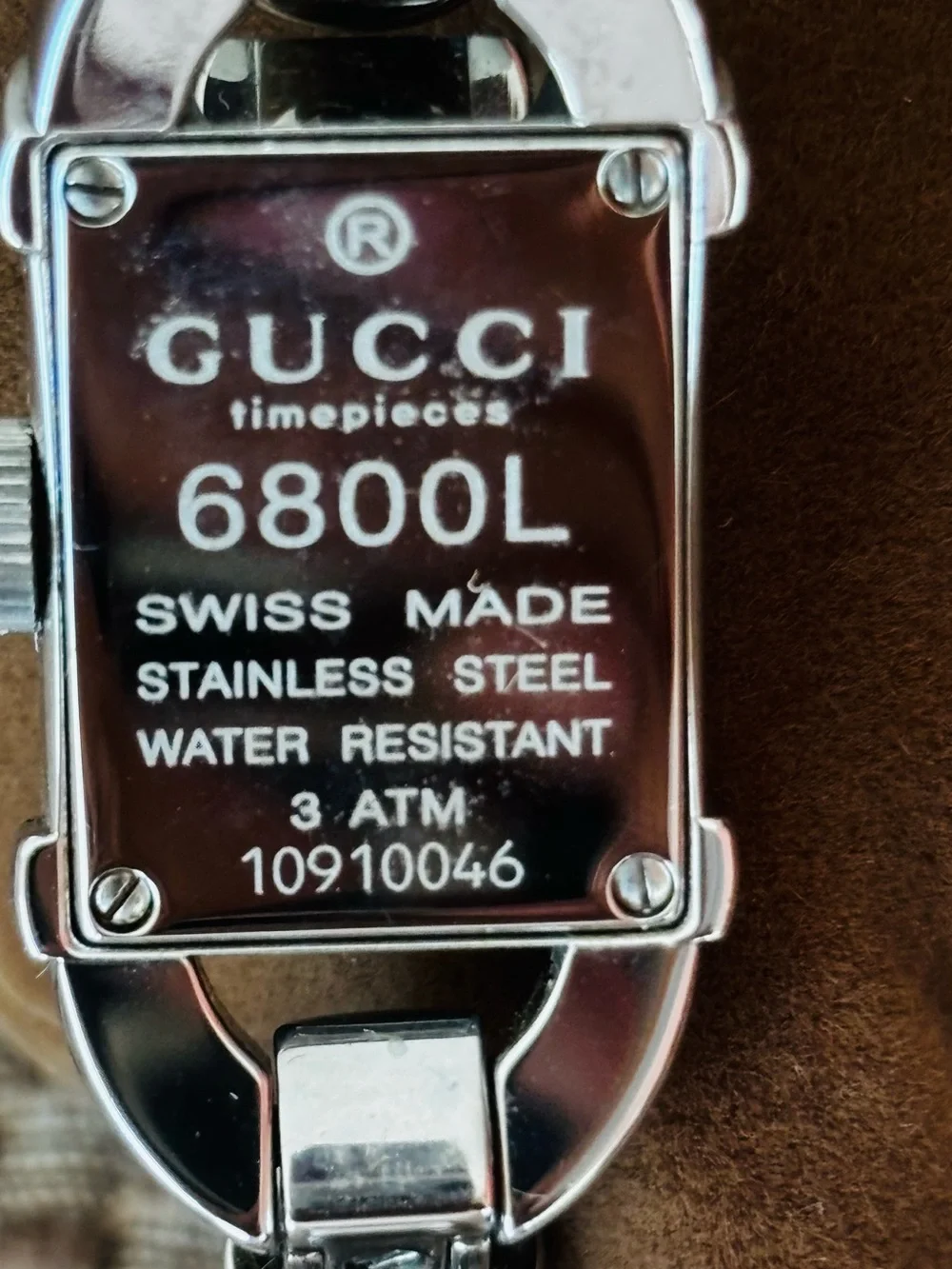 Gucci nib stylish