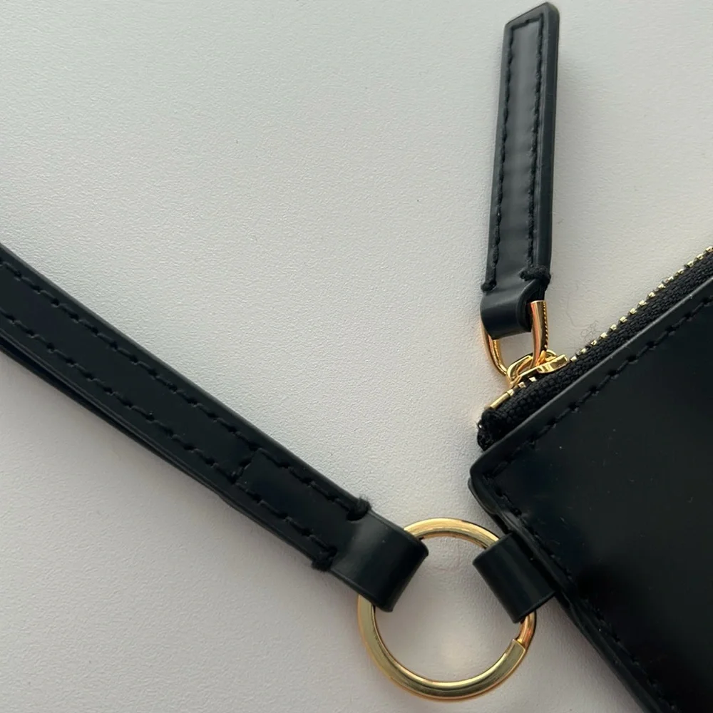 Madewell sleek wristlet
