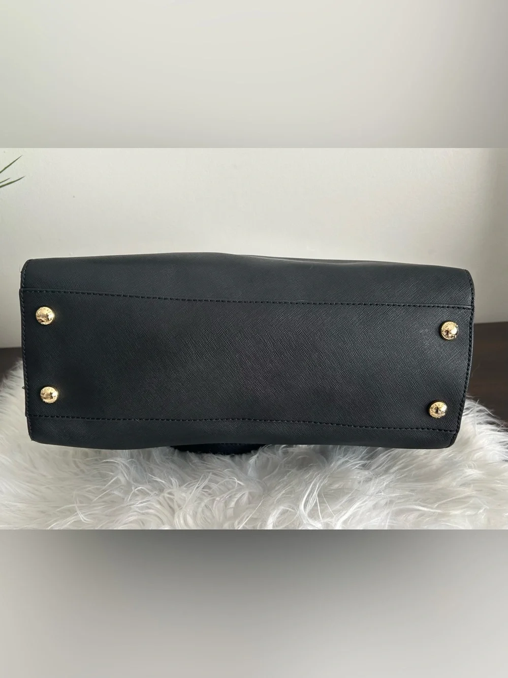 Michael Kors classic michael