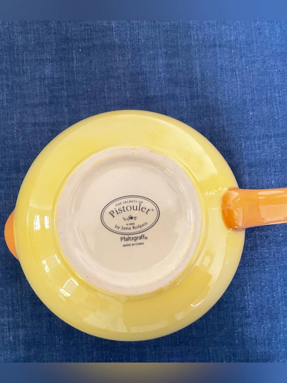 Pfaltzgraff adds cheerful