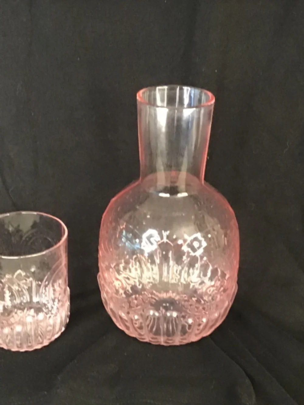N/A pink bedside
