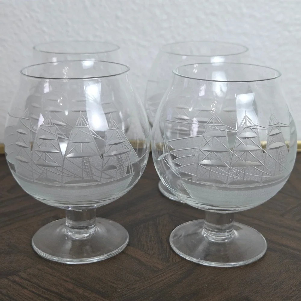 Vintage Etched Frosted Sailboat Brandy/Cordial Snifter Glasses Set of‎ 4