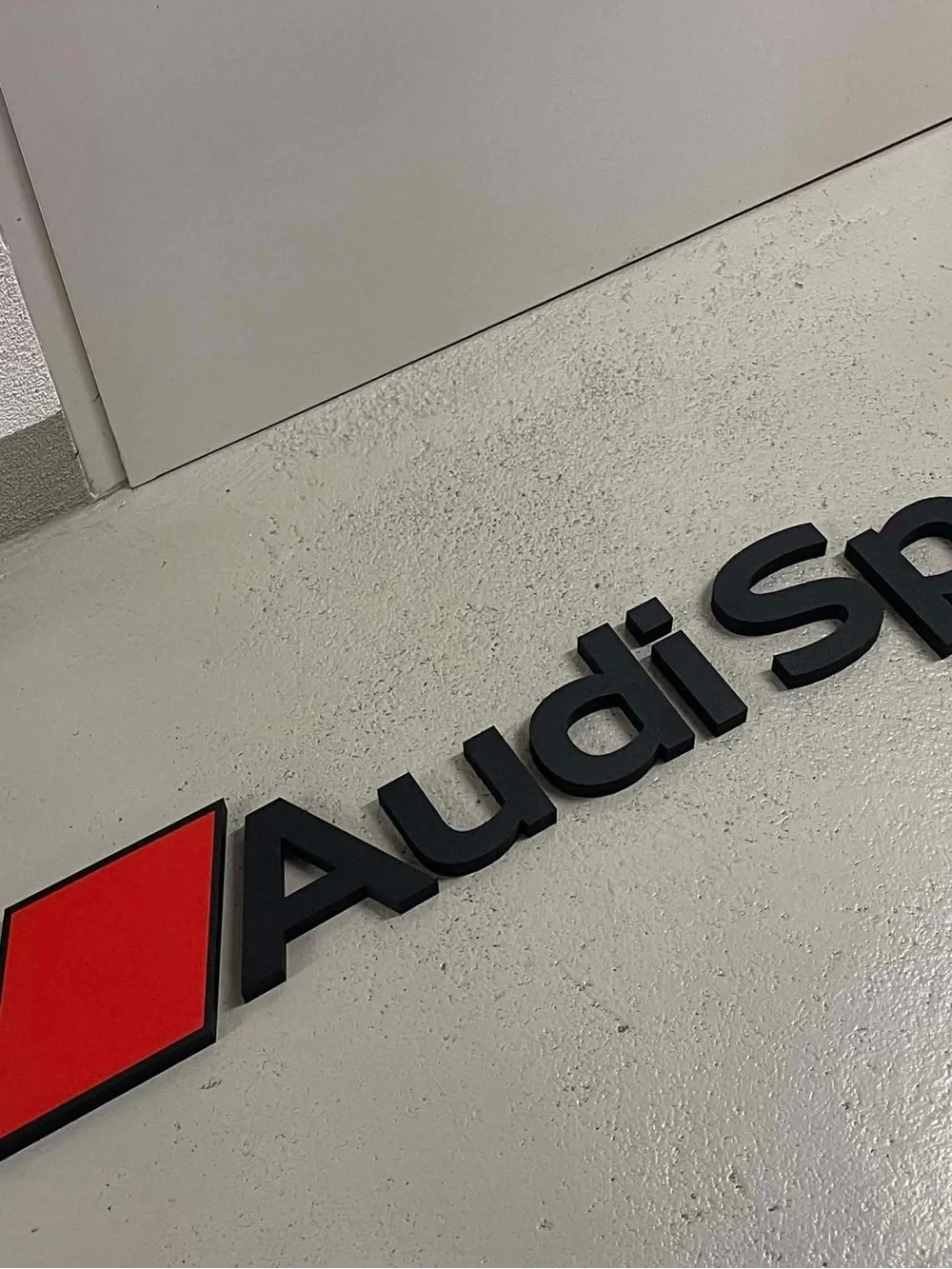 N/A large audi