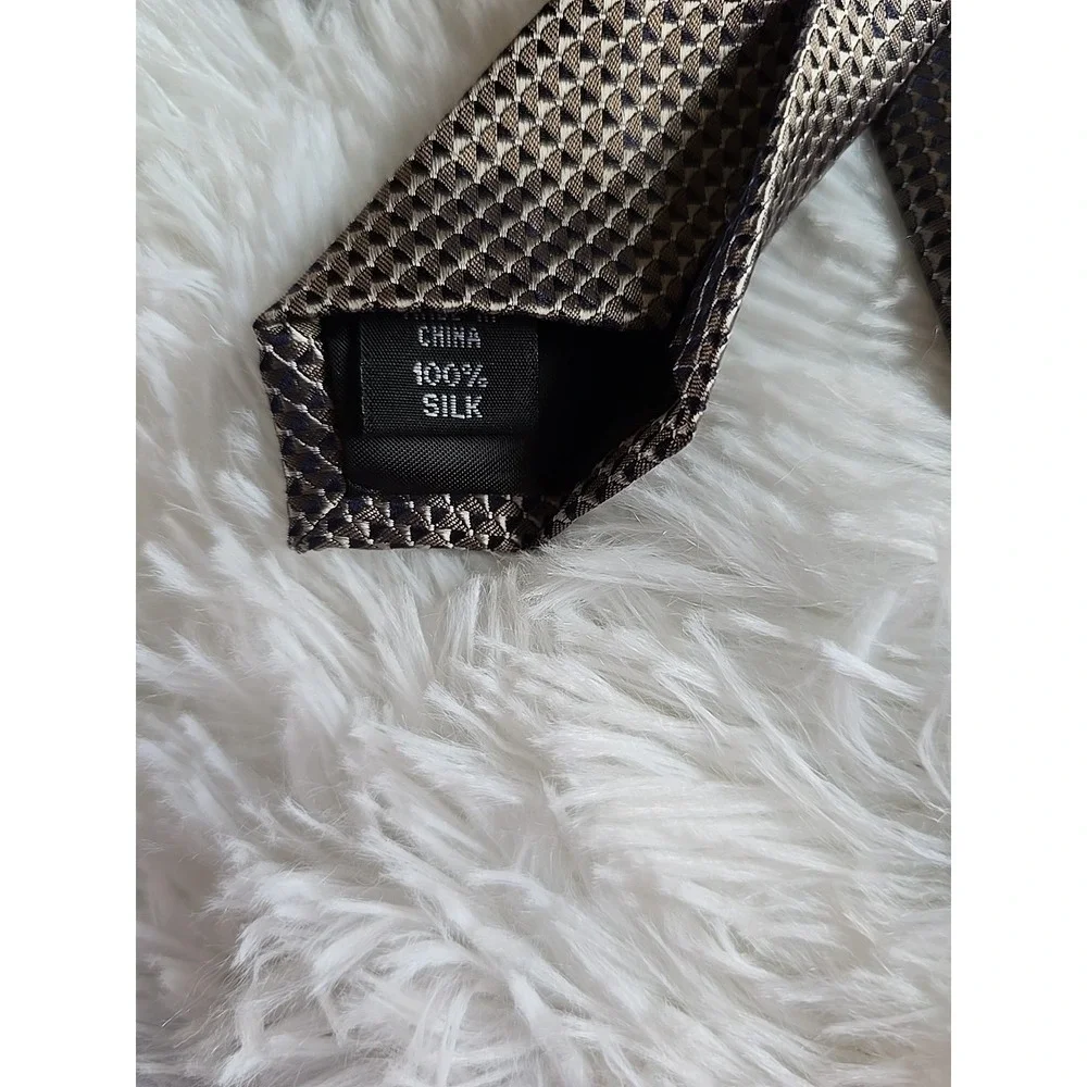 Kenneth Cole Reaction elevate your