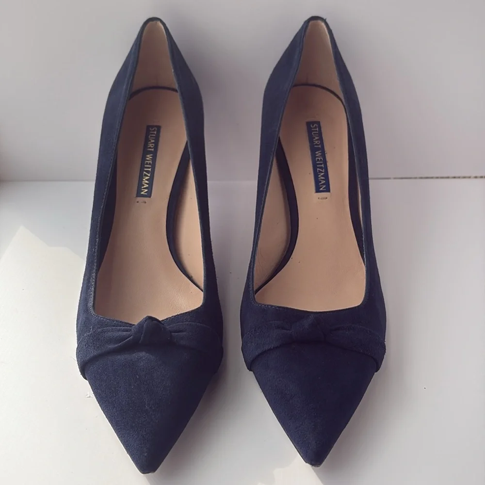 Stuart Weitzman excellent size