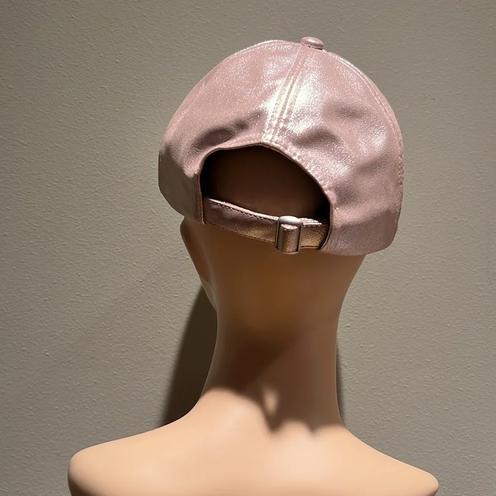 Guess taupe polyurethane