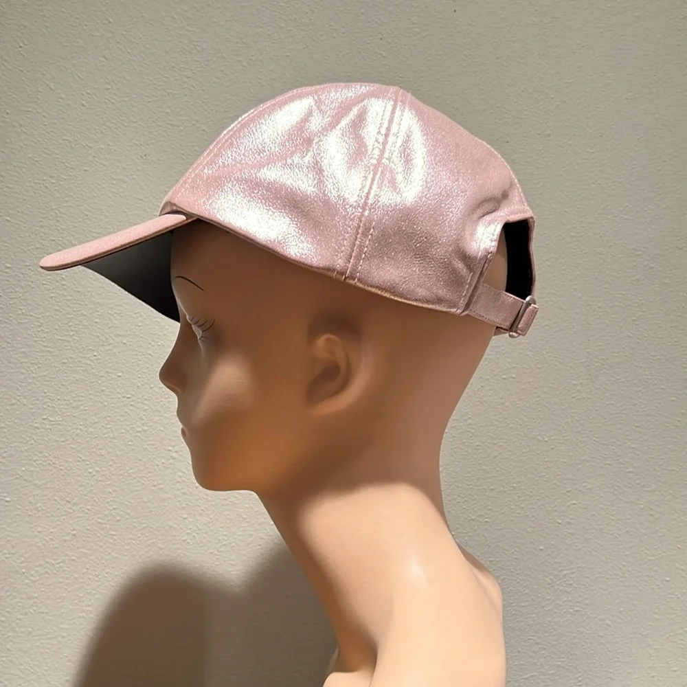 Guess taupe polyurethane