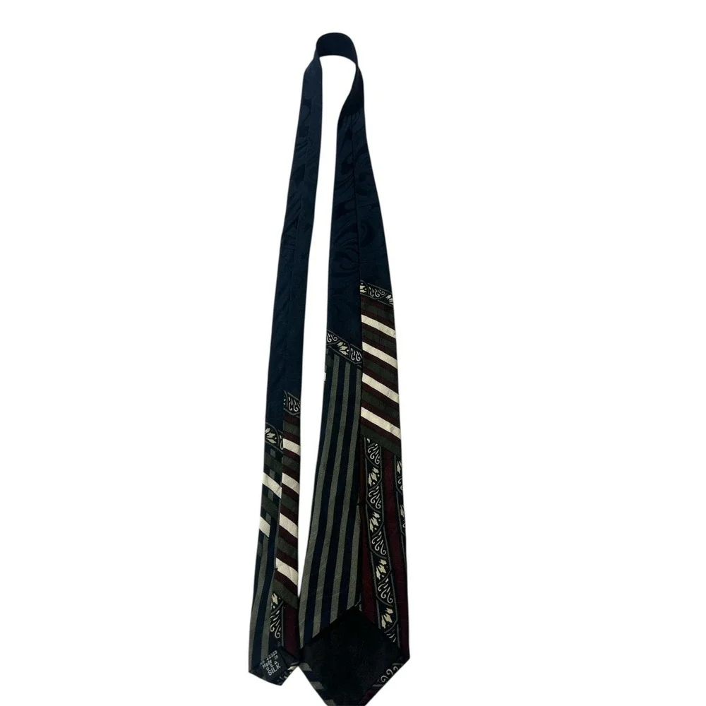 The Unbranded Brand sophisticated silk