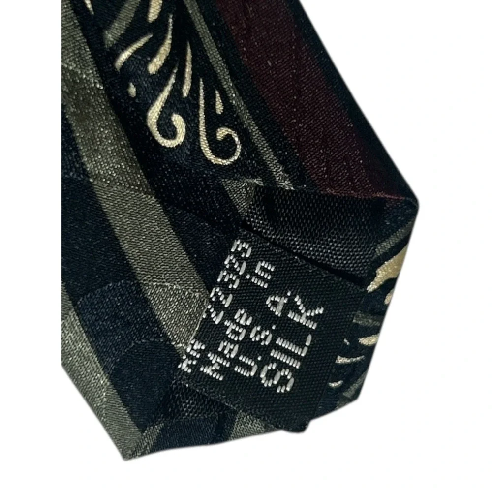 The Unbranded Brand sophisticated silk