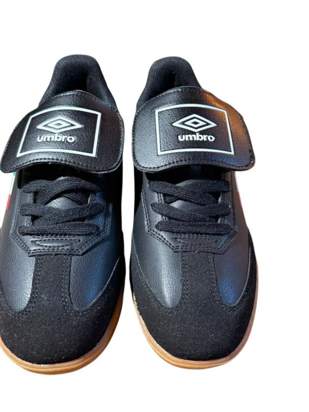 Umbro sneakers size