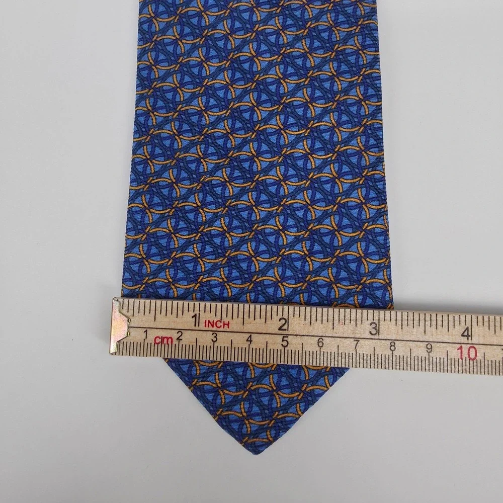 Castangia silk necktie