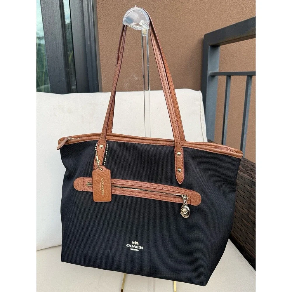 Coach F37237 Small Kelsey Tote