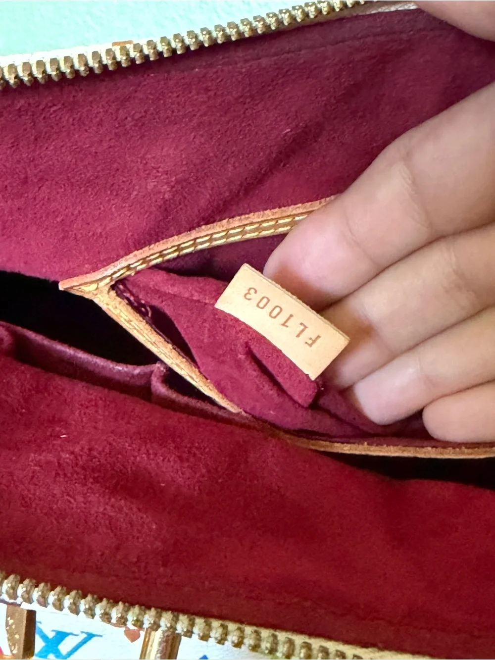 Louis Vuitton 100% authentic