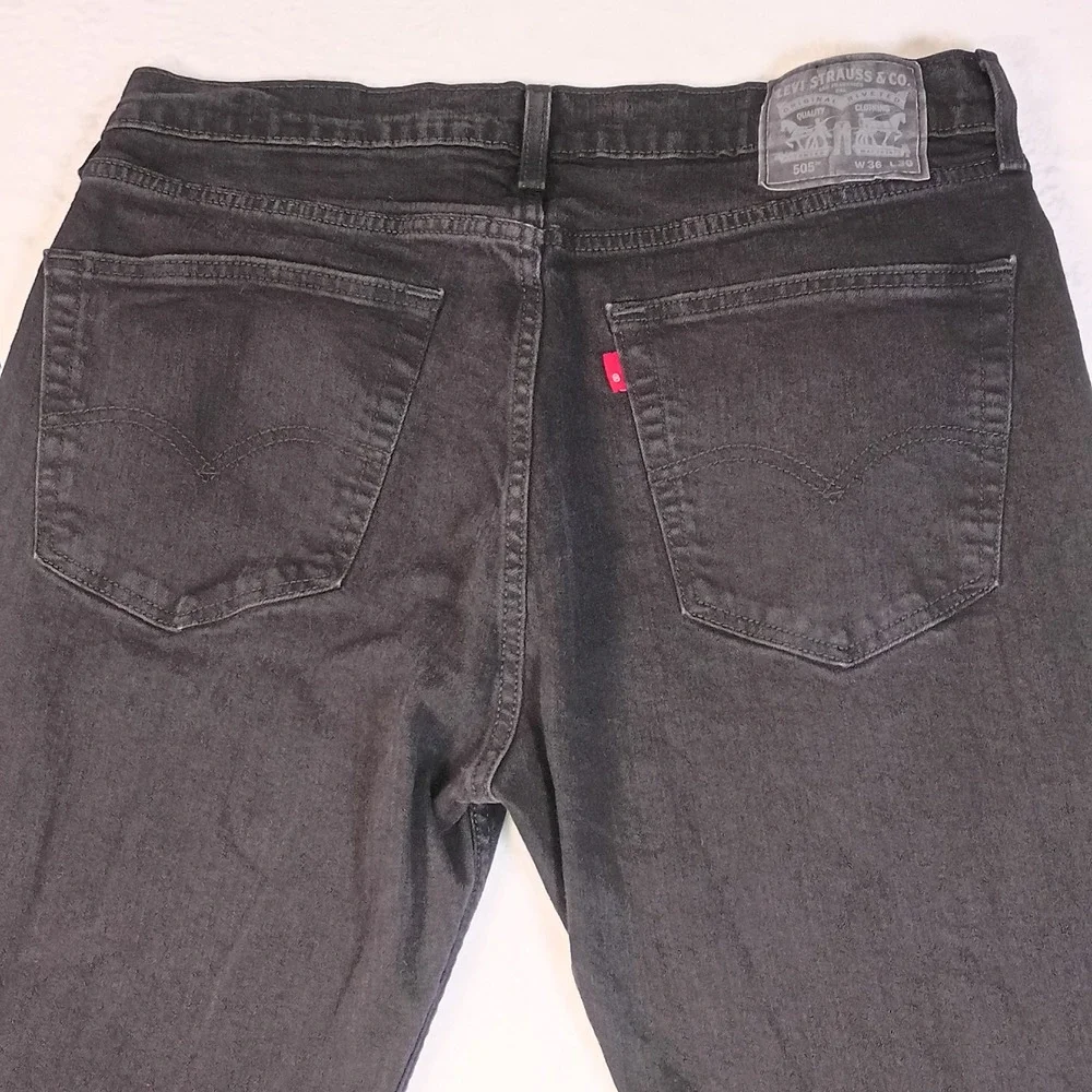 Levis ** missing