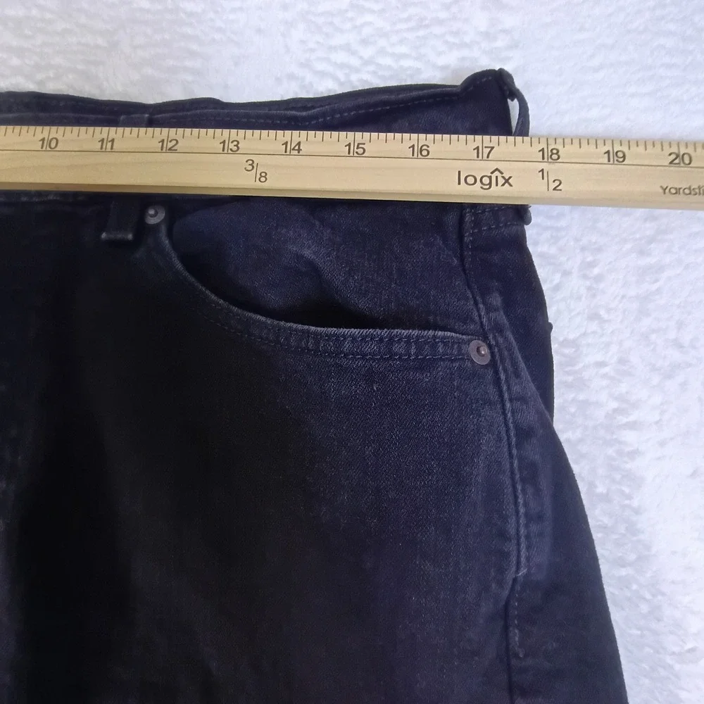 Levis ** missing